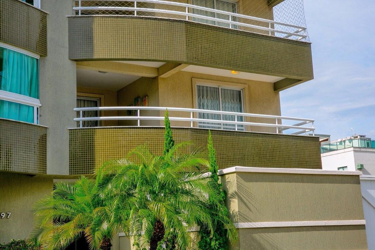 Confortável Apartamento 3 quartos na Praia de Bombas Bombinhas Exterior foto