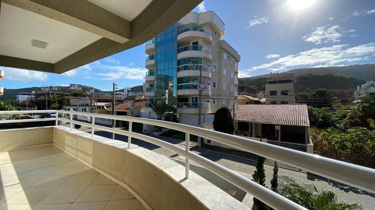 Confortável Apartamento 3 quartos na Praia de Bombas Bombinhas Exterior foto